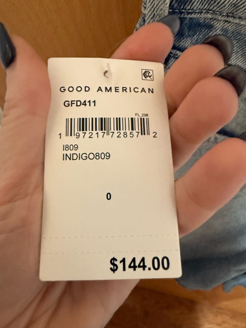 Good American Good Extreme Barrel Shorts - Picture 5 of 5